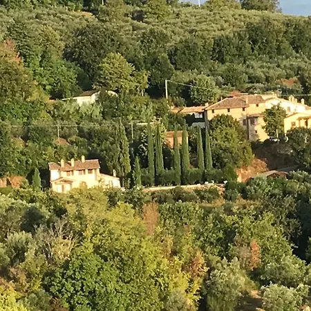 Vecciano Country house
